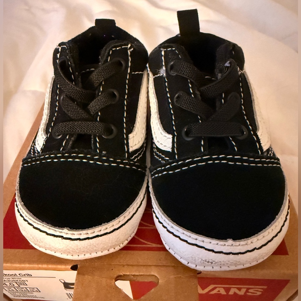 Vans crib shoes